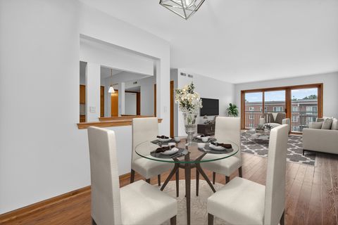 Tiny photo for 5360 N Lowell Avenue #502, Chicago, IL 60630 (MLS # 12481139)