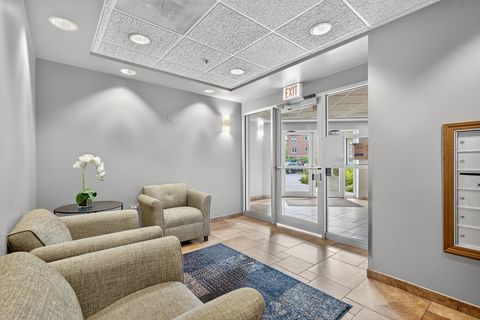 Tiny photo for 5360 N Lowell Avenue #502, Chicago, IL 60630 (MLS # 12481139)