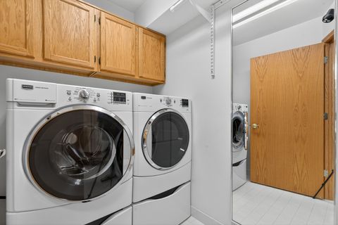 Tiny photo for 5360 N Lowell Avenue #502, Chicago, IL 60630 (MLS # 12481139)