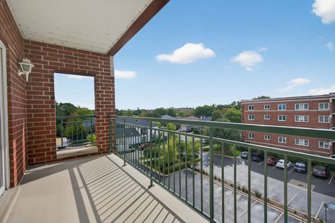 Tiny photo for 5360 N Lowell Avenue #502, Chicago, IL 60630 (MLS # 12481139)