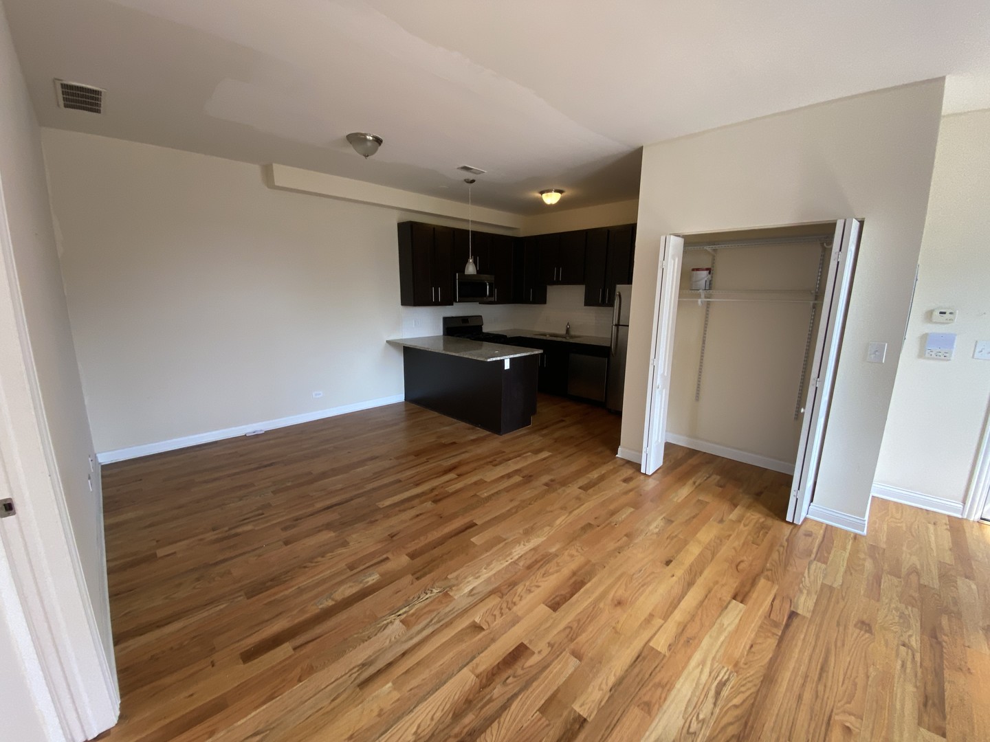 1536 W North Avenue 1S