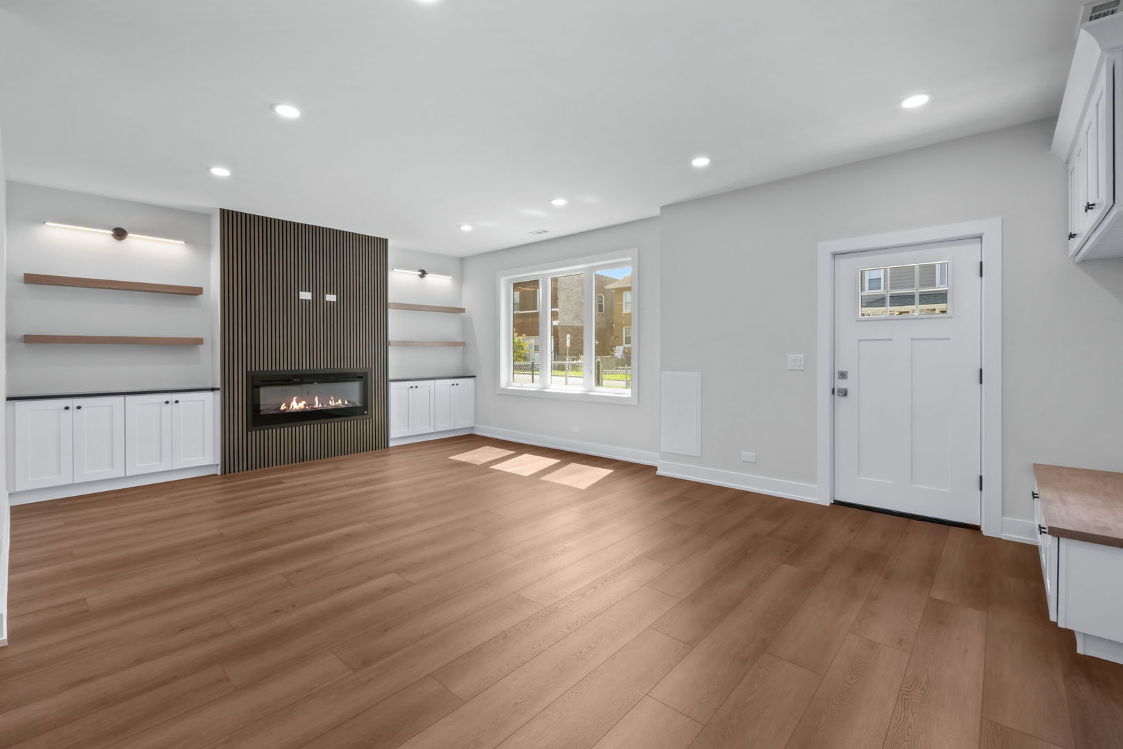 7610 W 60th Place