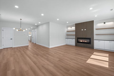 Tiny photo for 7610 W 60th Place, Summit, IL 60501 (MLS # 12695350)