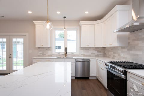 Tiny photo for 7610 W 60th Place, Summit, IL 60501 (MLS # 12695350)