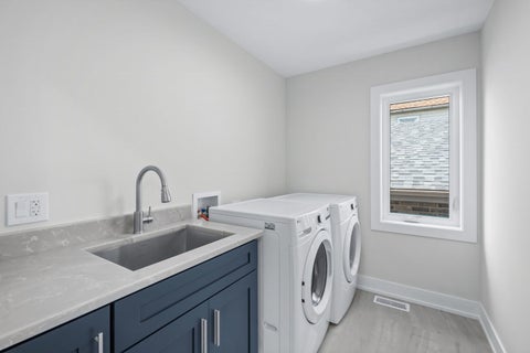 Tiny photo for 7610 W 60th Place, Summit, IL 60501 (MLS # 12695350)