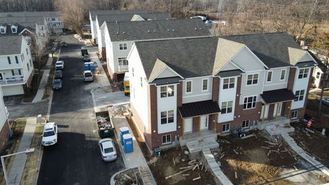 183 Eli Court Des Plaines IL 60016