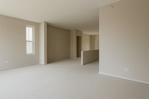 Tiny photo for 183 Eli Court, Des Plaines, IL 60016 (MLS # 12549841)