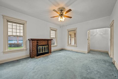 Tiny photo for 142 Cottage Avenue, Carpentersville, IL 60110 (MLS # 12524215)