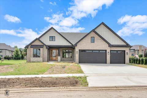 Photo of 20644 Grand Haven Drive, Frankfort, IL 60423 (MLS # 12446104)