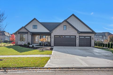 Photo of 20644 Grand Haven Drive, Frankfort, IL 60423 (MLS # 12446104)