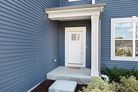 Tiny photo for 1214 Buckeye Circle, Crystal Lake, IL 60012 (MLS # 12473163)