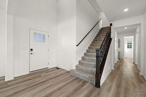 Tiny photo for 1214 Buckeye Circle, Crystal Lake, IL 60012 (MLS # 12473163)