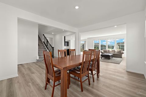 Tiny photo for 1214 Buckeye Circle, Crystal Lake, IL 60012 (MLS # 12473163)