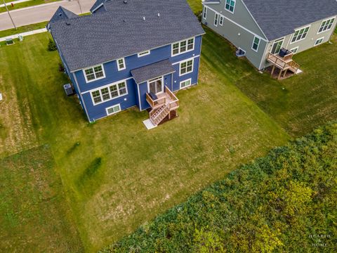 Tiny photo for 1214 Buckeye Circle, Crystal Lake, IL 60012 (MLS # 12473163)