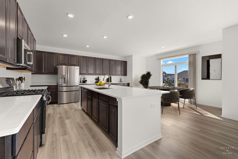 Tiny photo for 1214 Buckeye Circle, Crystal Lake, IL 60012 (MLS # 12473163)