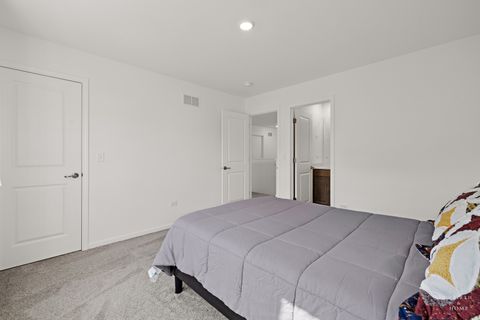 Tiny photo for 1214 Buckeye Circle, Crystal Lake, IL 60012 (MLS # 12473163)