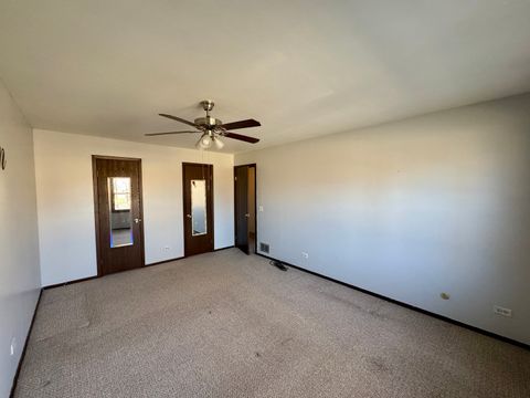 Tiny photo for 412 St Johns Road #D, Woodstock, IL 60098 (MLS # 12527687)