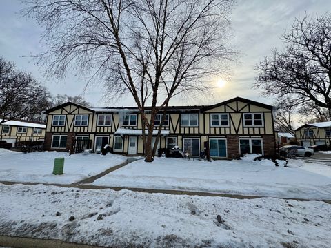 412 St Johns Road D Woodstock IL 60098