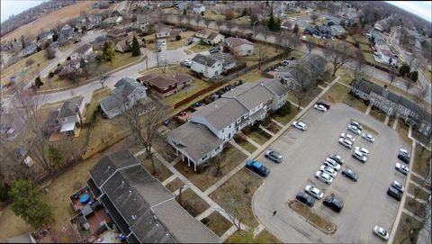 Tiny photo for 819 Mansfield Court, Schaumburg, IL 60194 (MLS # 12581976)