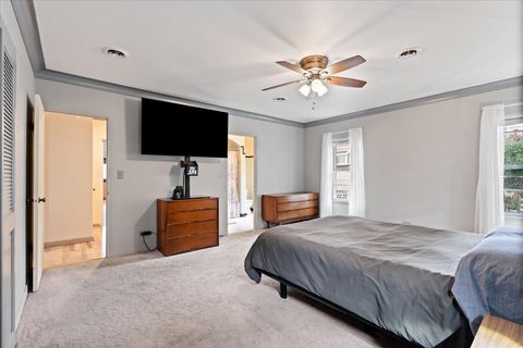 Tiny photo for 2256 W Birchwood Avenue, Chicago, IL 60645 (MLS # 12497609)