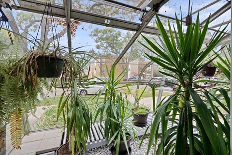 Tiny photo for 2256 W Birchwood Avenue, Chicago, IL 60645 (MLS # 12497609)