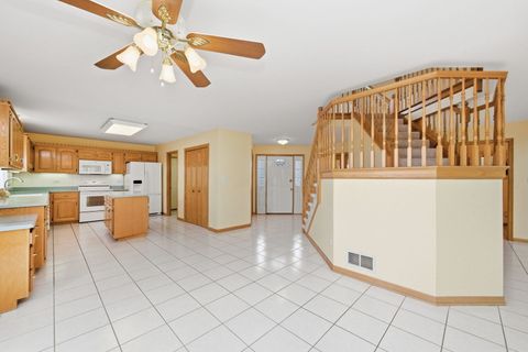 Tiny photo for 7746 Northfield Lane, Tinley Park, IL 60487 (MLS # 12610916)