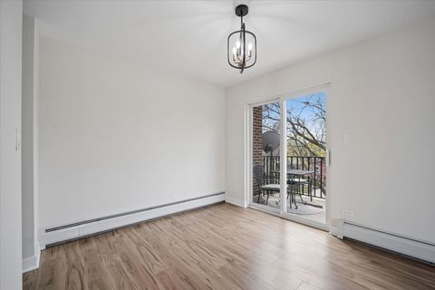 Tiny photo for 1117 S OLD WILKE Road #402, Arlington Heights, IL 60005 (MLS # 12619468)