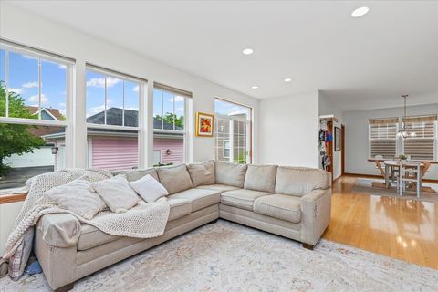 Tiny photo for 306 Lasalle Street, Vernon Hills, IL 60061 (MLS # 12497169)