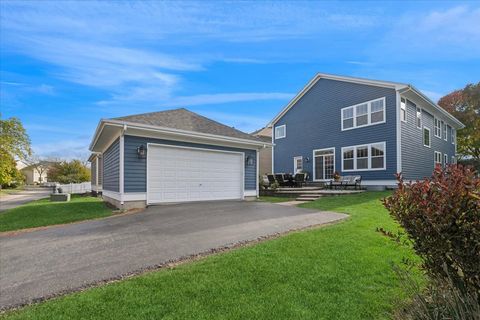 Tiny photo for 306 Lasalle Street, Vernon Hills, IL 60061 (MLS # 12497169)