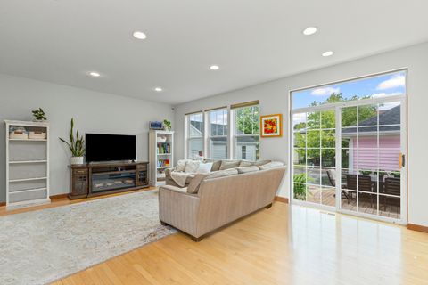 Tiny photo for 306 Lasalle Street, Vernon Hills, IL 60061 (MLS # 12497169)