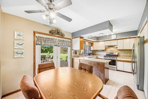 Tiny photo for 13730 W Larkspur Drive, Homer Glen, IL 60491 (MLS # 12792592)