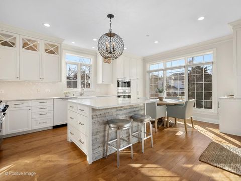 Tiny photo for 236 Holmes Avenue, Clarendon Hills, IL 60514 (MLS # 12573134)