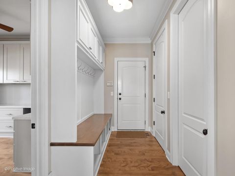 Tiny photo for 236 Holmes Avenue, Clarendon Hills, IL 60514 (MLS # 12573134)