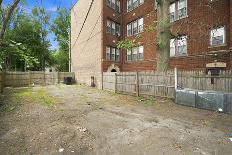 Tiny photo for 122 N Long Avenue, Chicago, IL 60644 (MLS # 12768825)