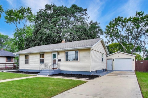 1721 W Illinois Avenue, Aurora, IL 60506 - #: 12758741