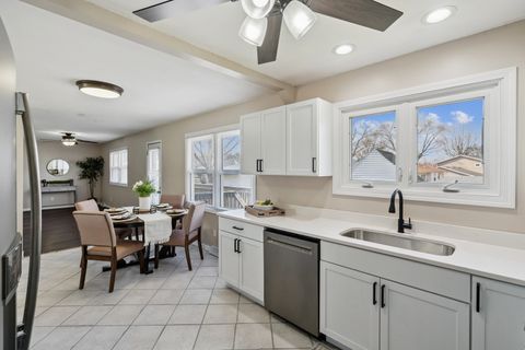 Tiny photo for 205 Park Lane Circle, Eldridge, IA 52748 (MLS # 12602245)