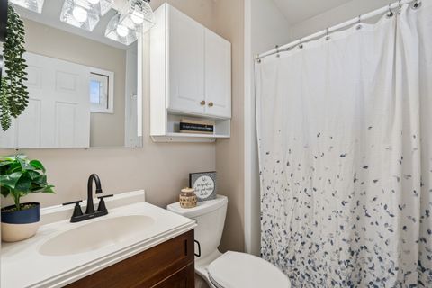 Tiny photo for 205 Park Lane Circle, Eldridge, IA 52748 (MLS # 12602245)