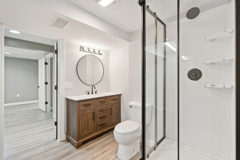 Tiny photo for 205 Park Lane Circle, Eldridge, IA 52748 (MLS # 12602245)