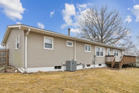 Tiny photo for 205 Park Lane Circle, Eldridge, IA 52748 (MLS # 12602245)