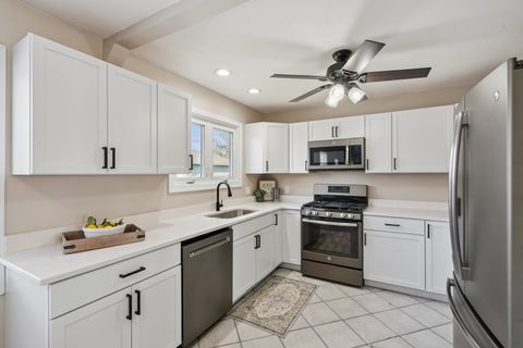 Tiny photo for 205 Park Lane Circle, Eldridge, IA 52748 (MLS # 12602245)