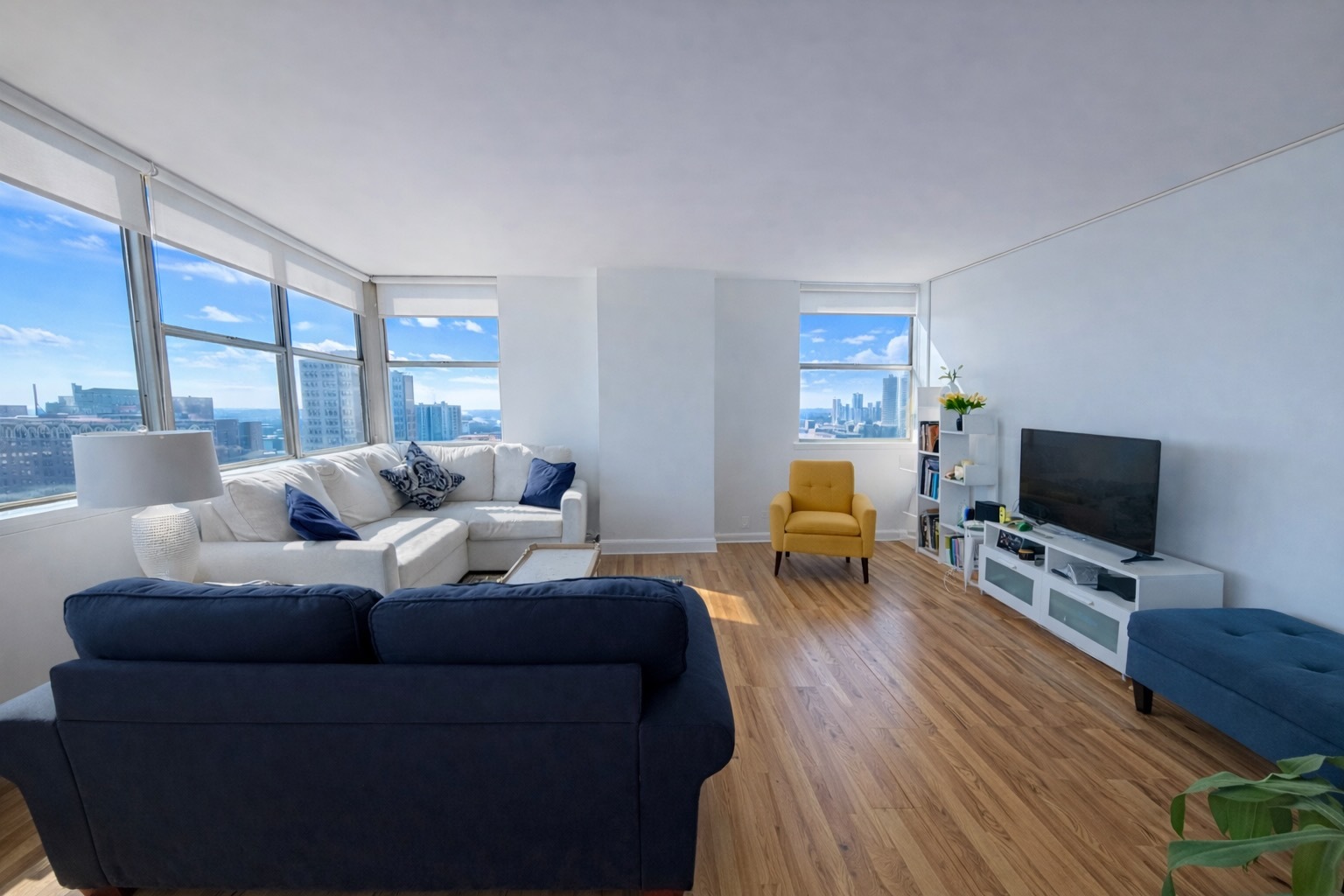 6301 N Sheridan Road 15H