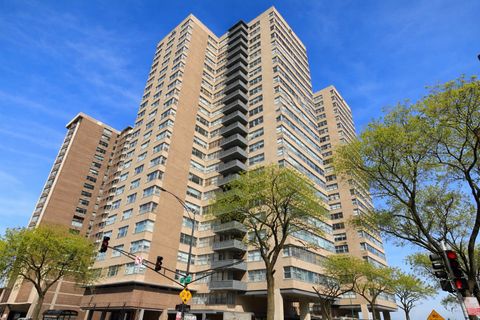 Photo of 6301 N Sheridan Road #15H, Chicago, IL 60660 (MLS # 12601288)