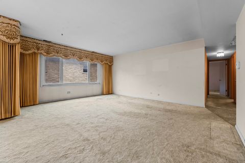 Tiny photo for 1535 Forest Avenue #305, River Forest, IL 60305 (MLS # 12495283)