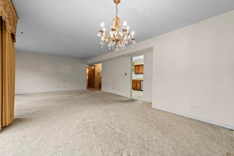 Tiny photo for 1535 Forest Avenue #305, River Forest, IL 60305 (MLS # 12495283)