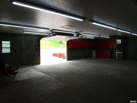 Tiny photo for 1253 County Road 800 E, Carmi, IL 62821 (MLS # EB457592)