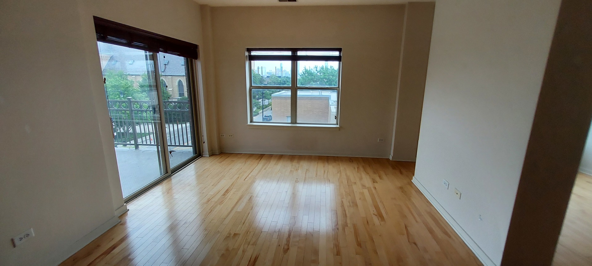 1155 W ROOSEVELT Road 412
