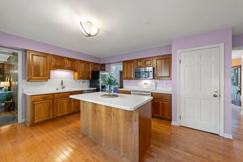 Tiny photo for 1625 Indian Knoll Road, Naperville, IL 60565 (MLS # 12473962)