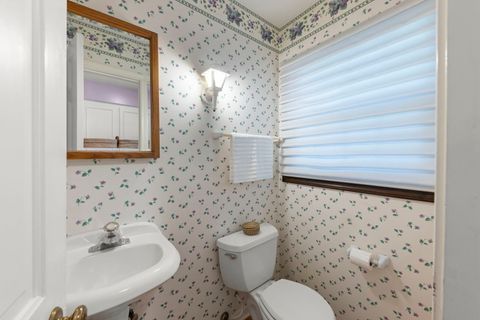 Tiny photo for 1625 Indian Knoll Road, Naperville, IL 60565 (MLS # 12473962)