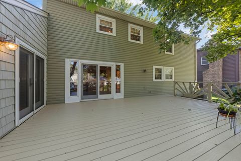 Tiny photo for 1625 Indian Knoll Road, Naperville, IL 60565 (MLS # 12473962)