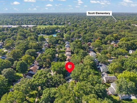 Tiny photo for 1625 Indian Knoll Road, Naperville, IL 60565 (MLS # 12473962)